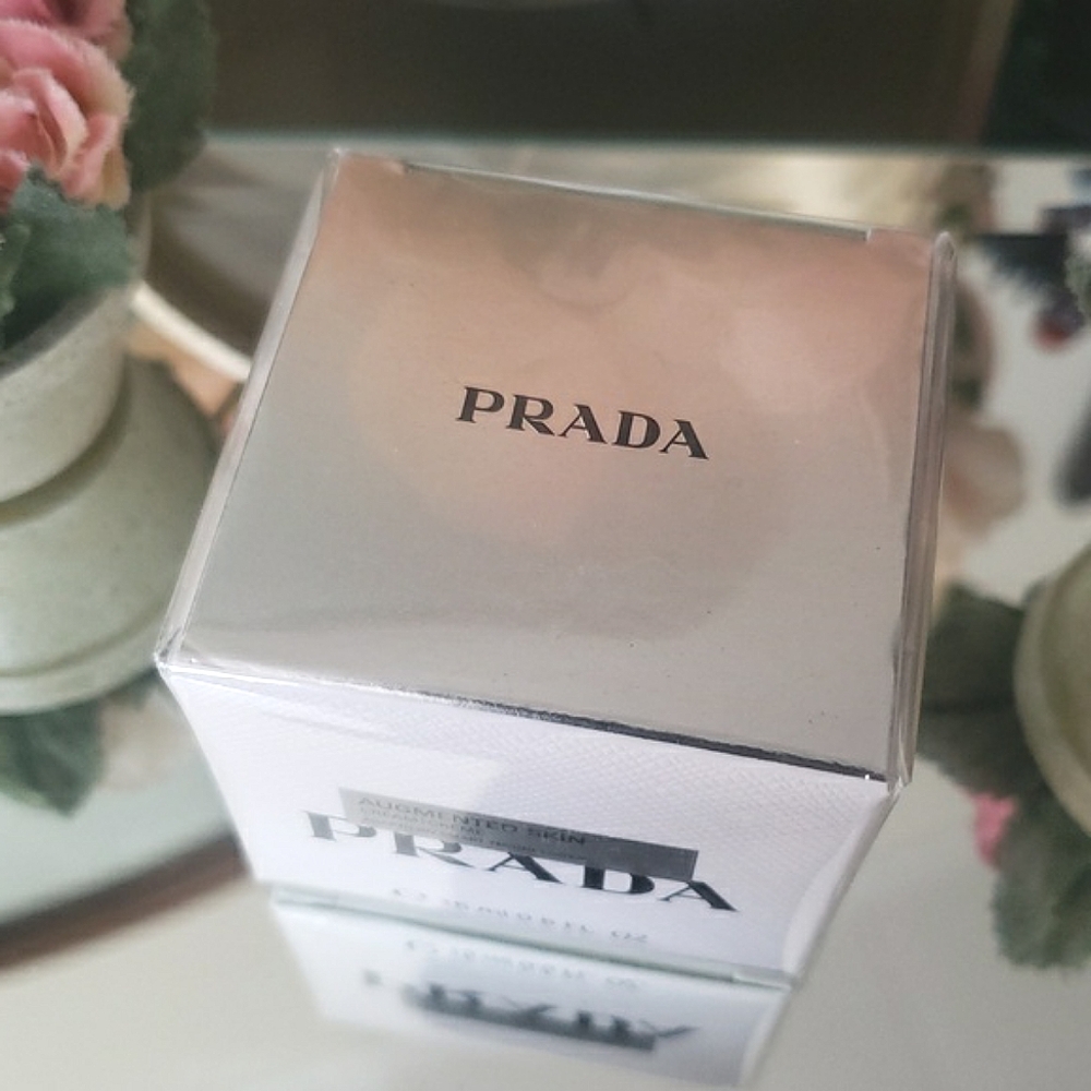 Prada Augmented Skin Cream 15 ml 0.5 FL OZ. - Picture 3 of 5